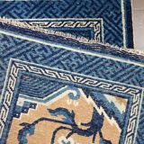 Tapis chinois ancien fait à la main