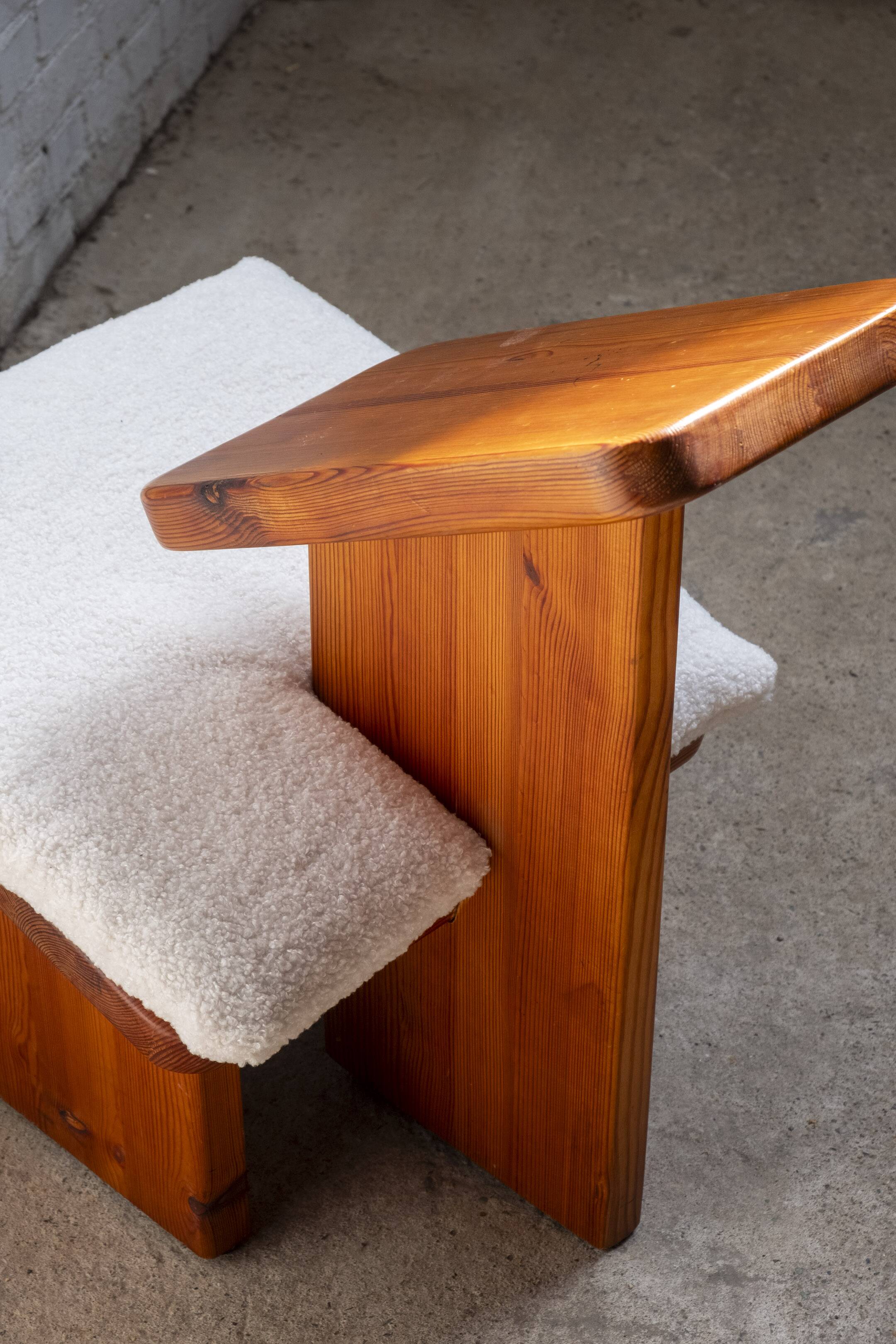 Chaise ergonomique pour genoux en pin Douglas massif par Serena