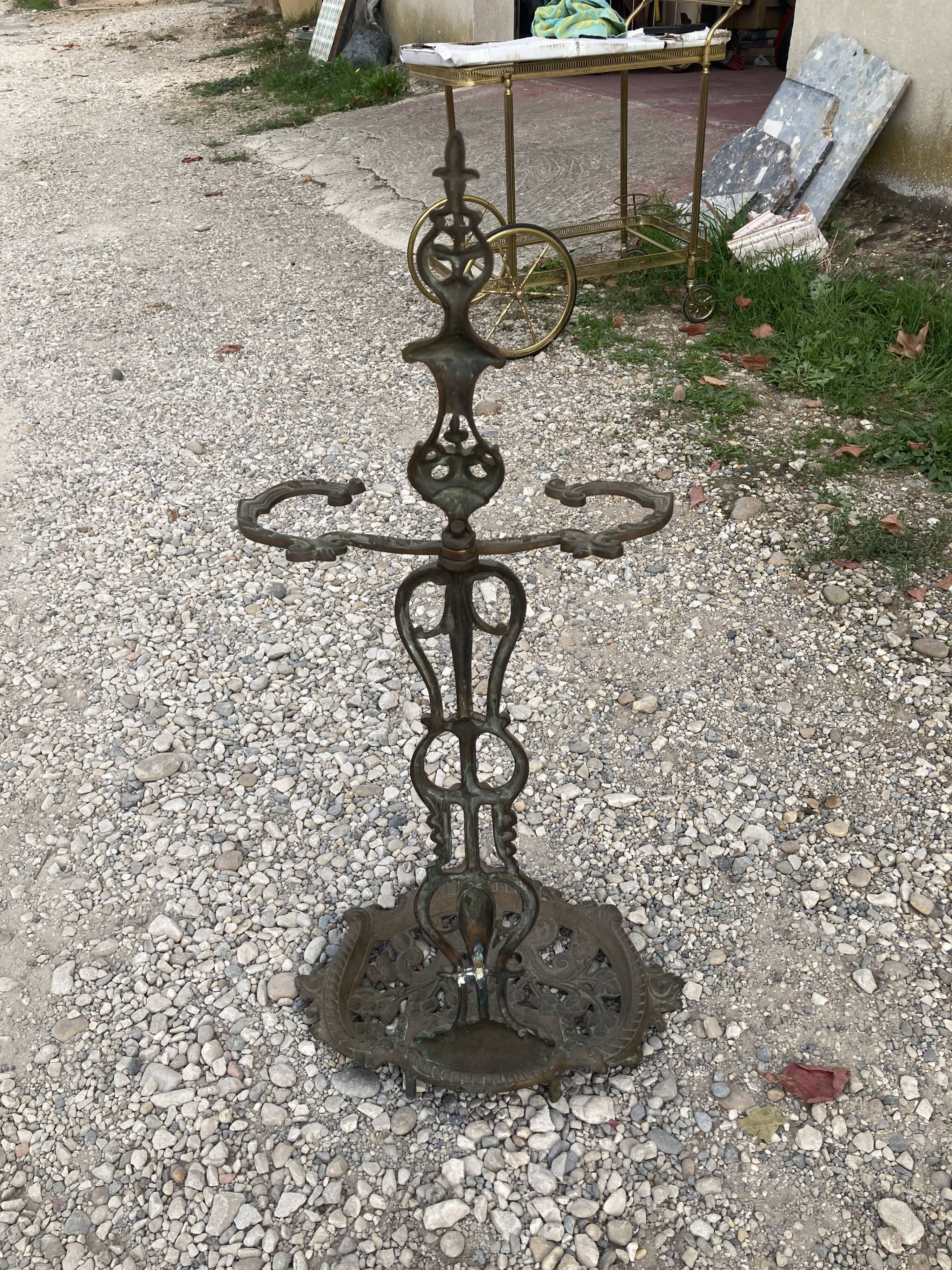 Umbrella door holder enamelled cast iron nineteenth century