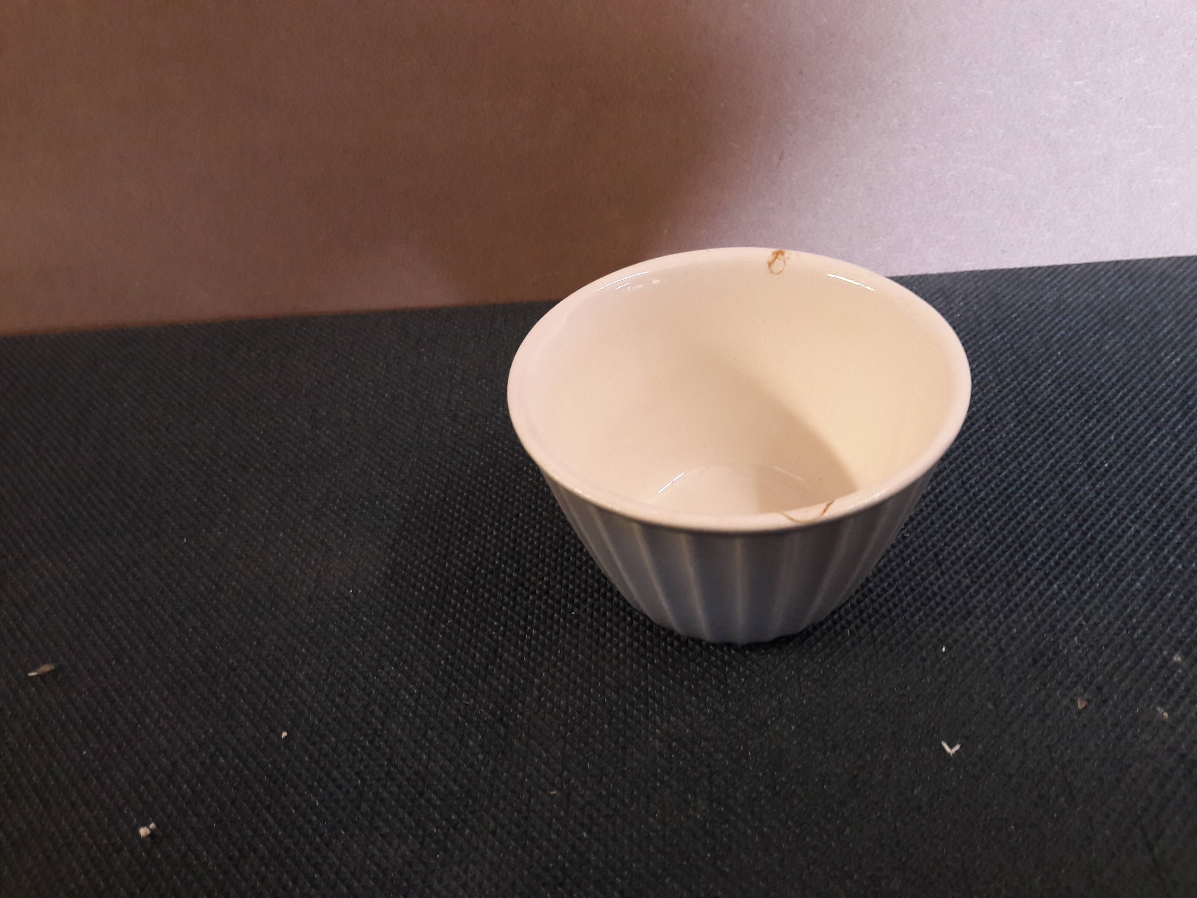 Set of six Villeroy and Boch ramekins