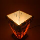 Lámpara de mesa de mármol. España, 1970s.