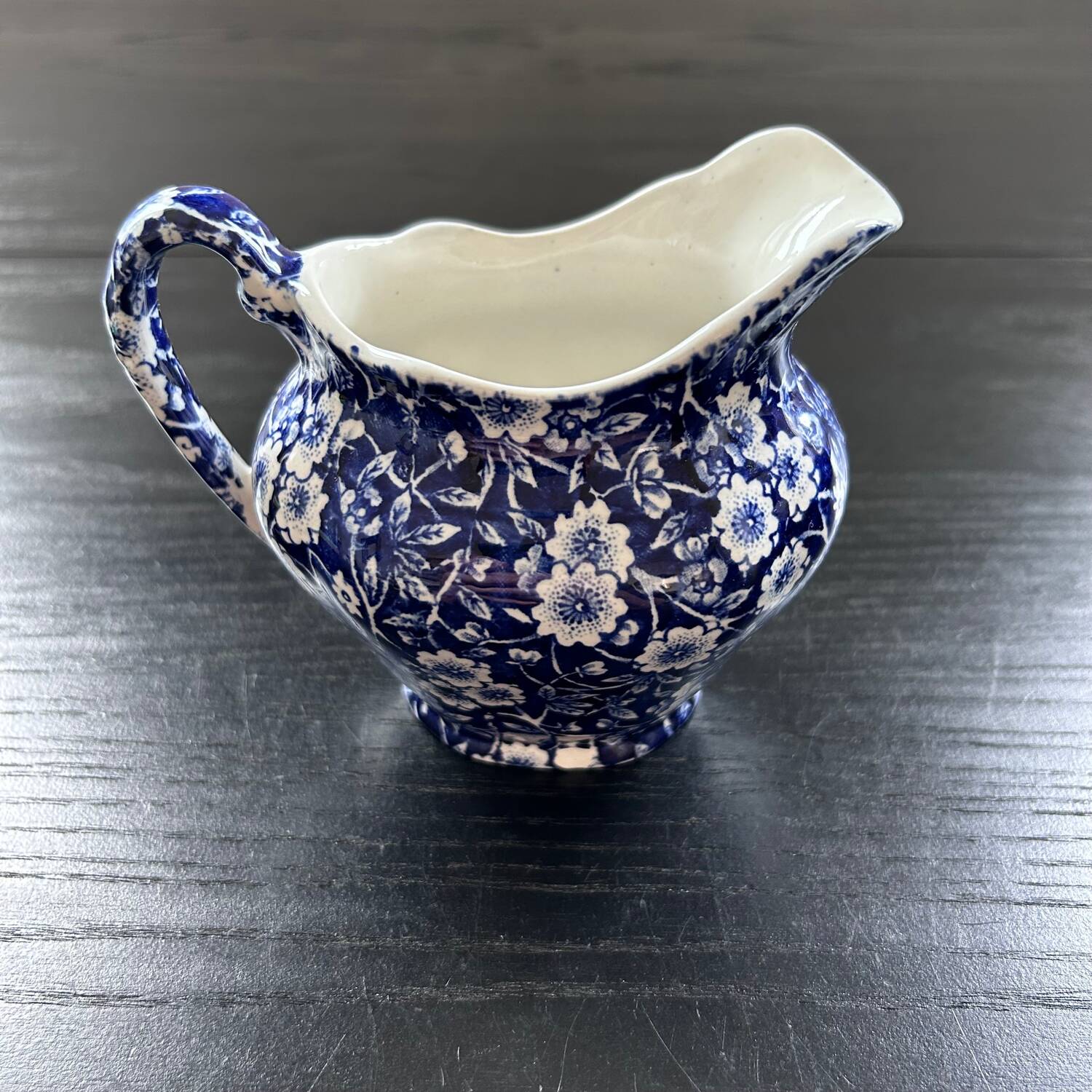 English porcelain creamer