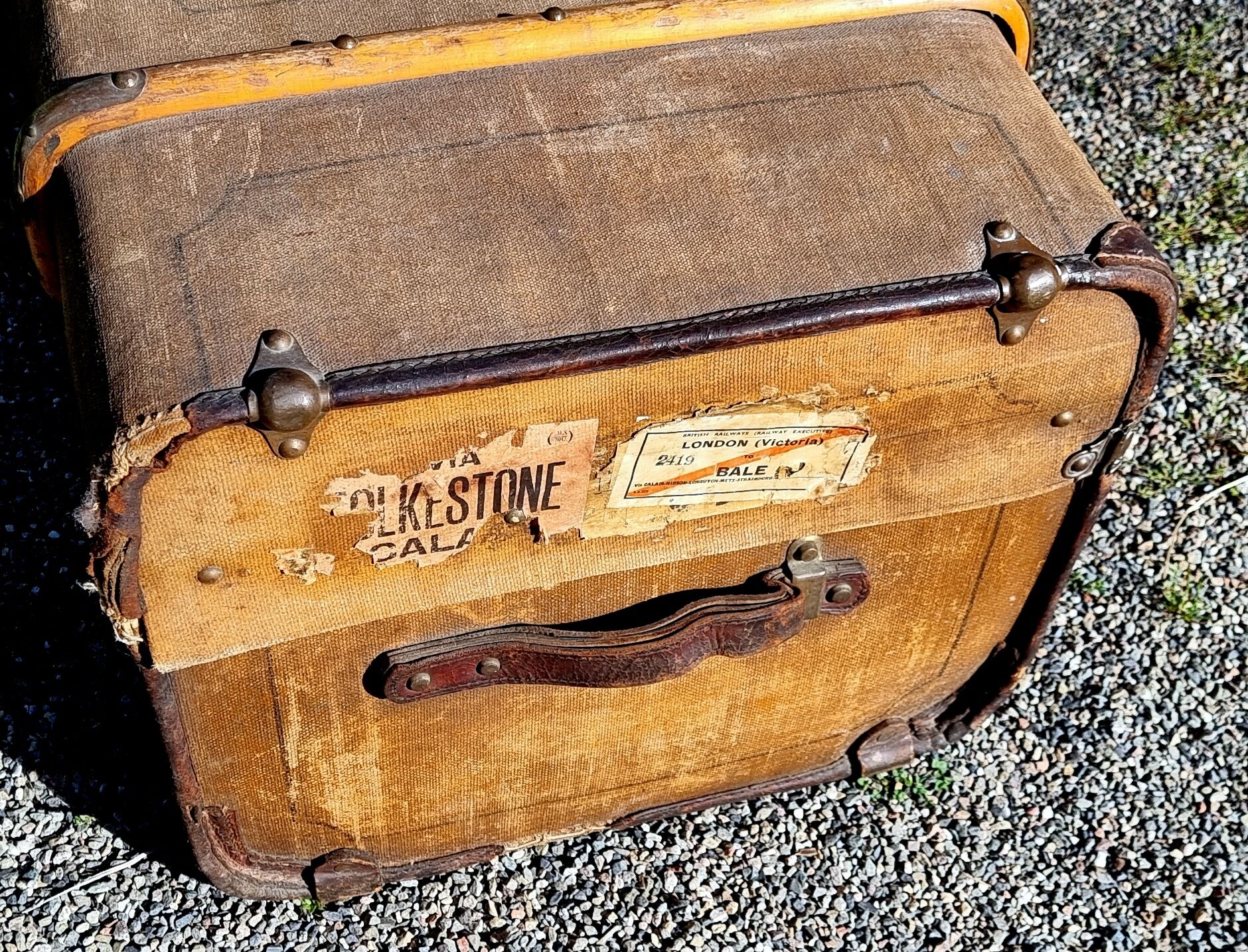 Travel trunk 1900
