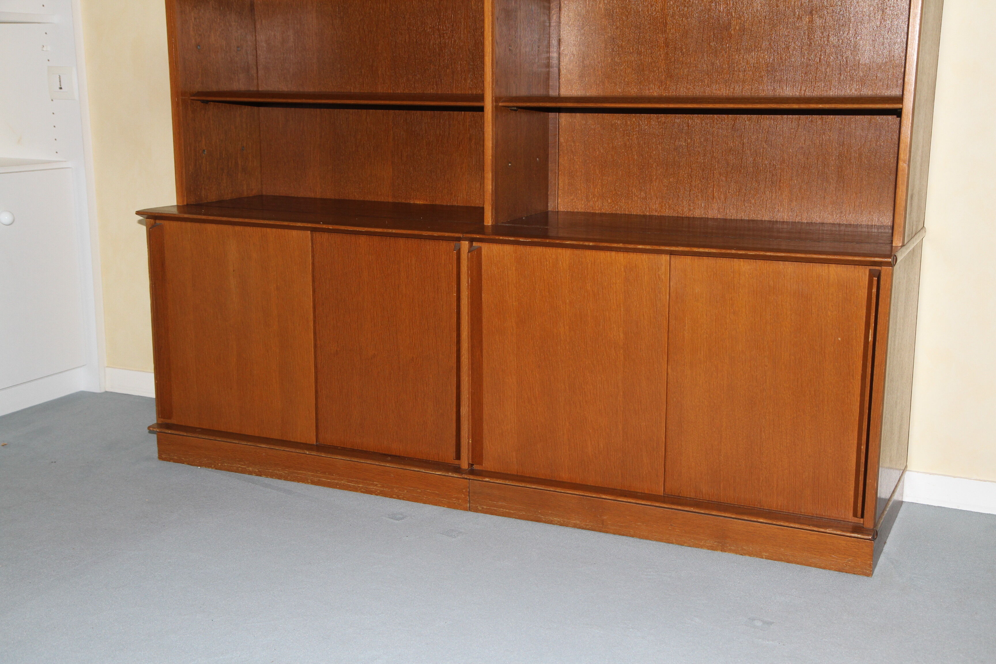 Oscar oak bookcase early 1950s
