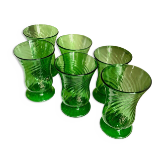 6 verres en verre soufflé vert