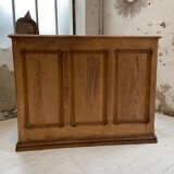 Pine shopping counter