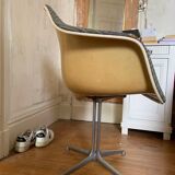 Armchair by Charles & Ray Eames La Fonda