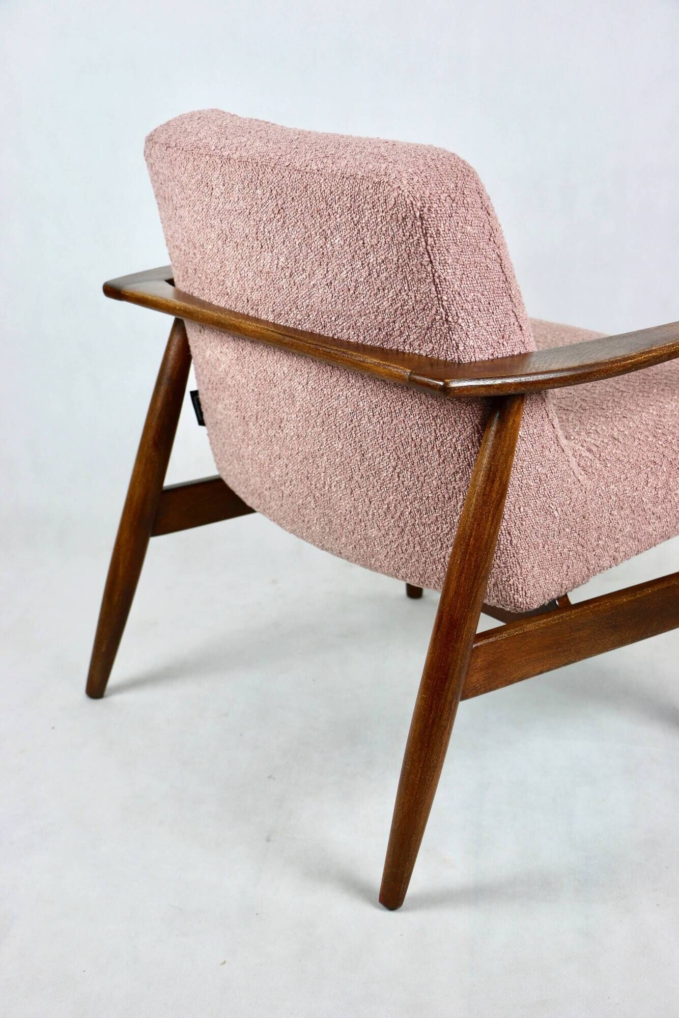 Pink Boucle GFM63 Lounge Chair by J. Kedziorek, 1970s
