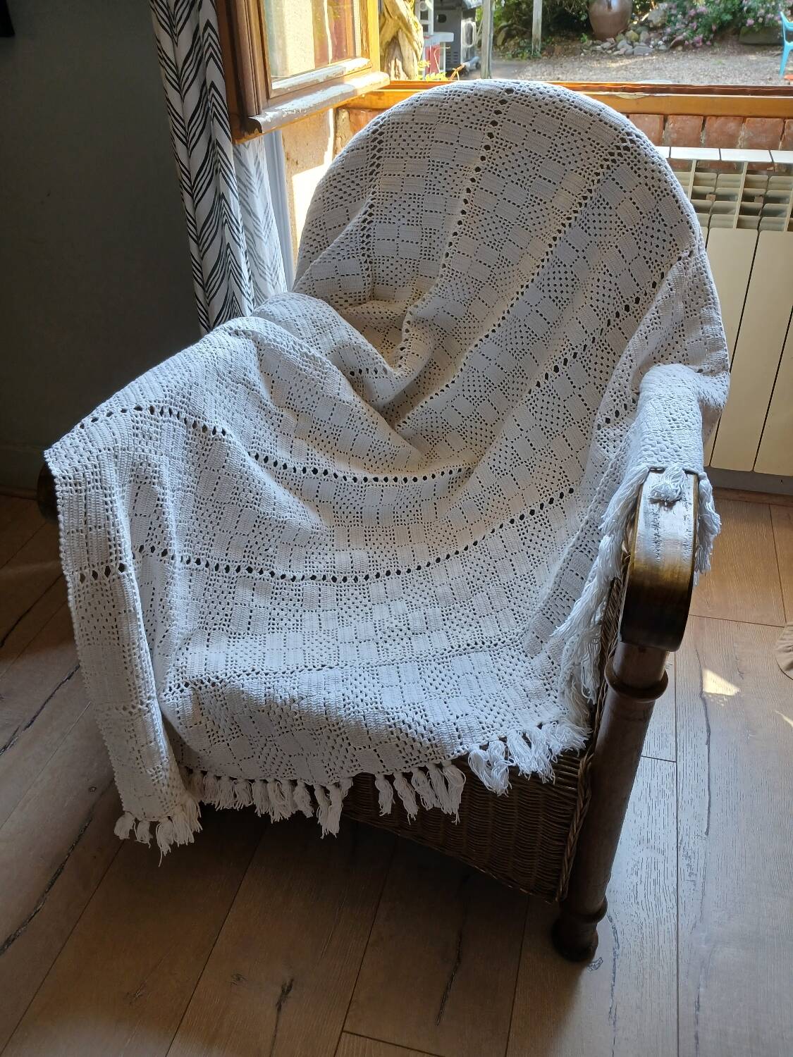 Antique crochet bedspread/plaid