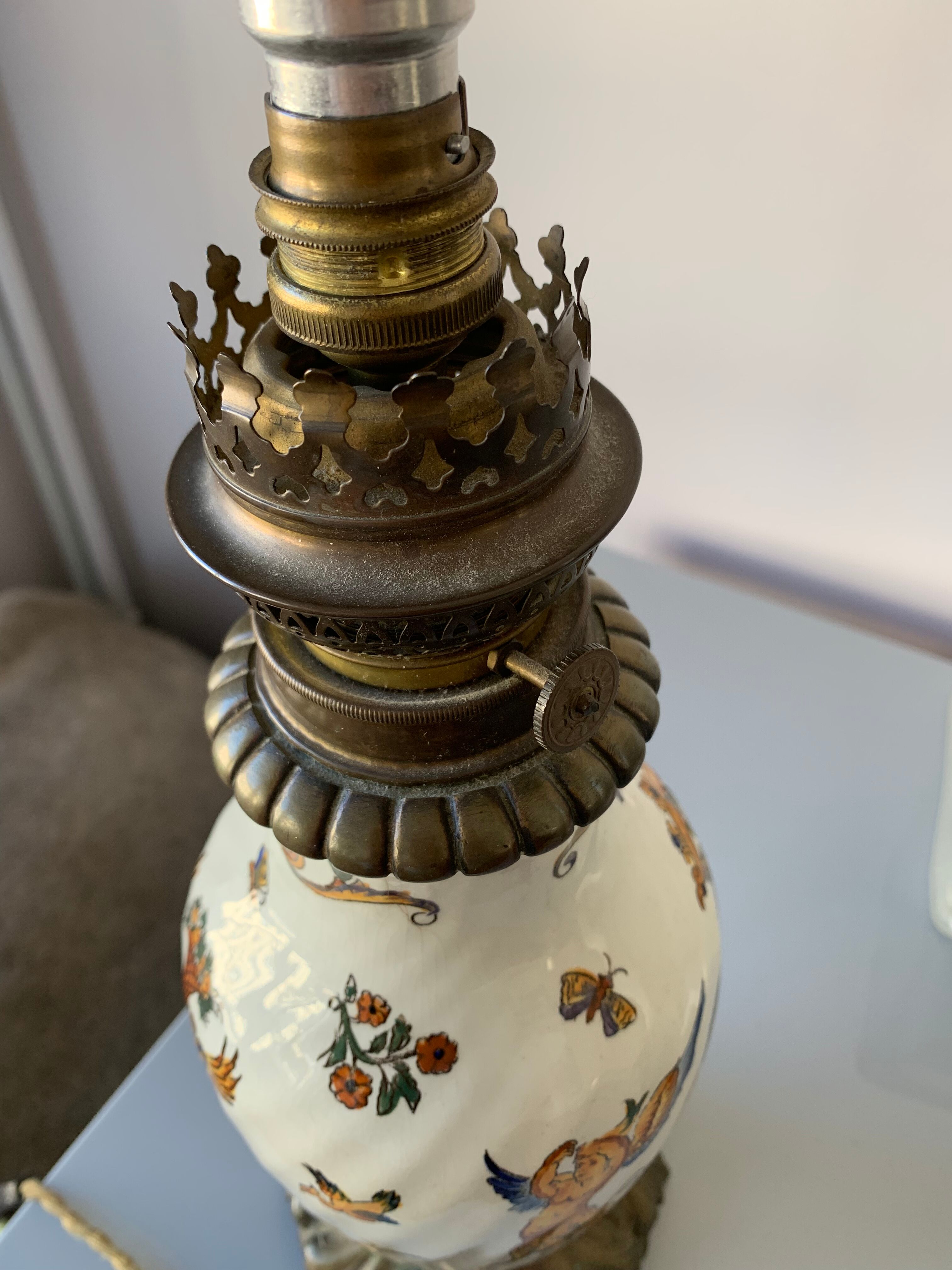 Old faience lamp foot of Gien Renaissance decoration 1876