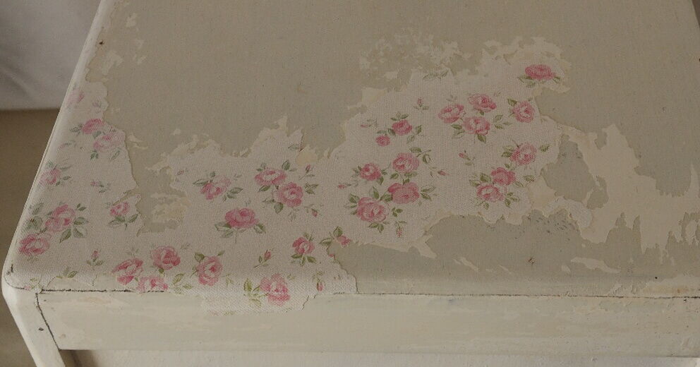 Commode art déco blanche patinée