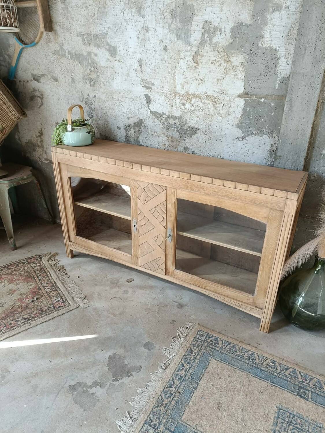 Display cabinet