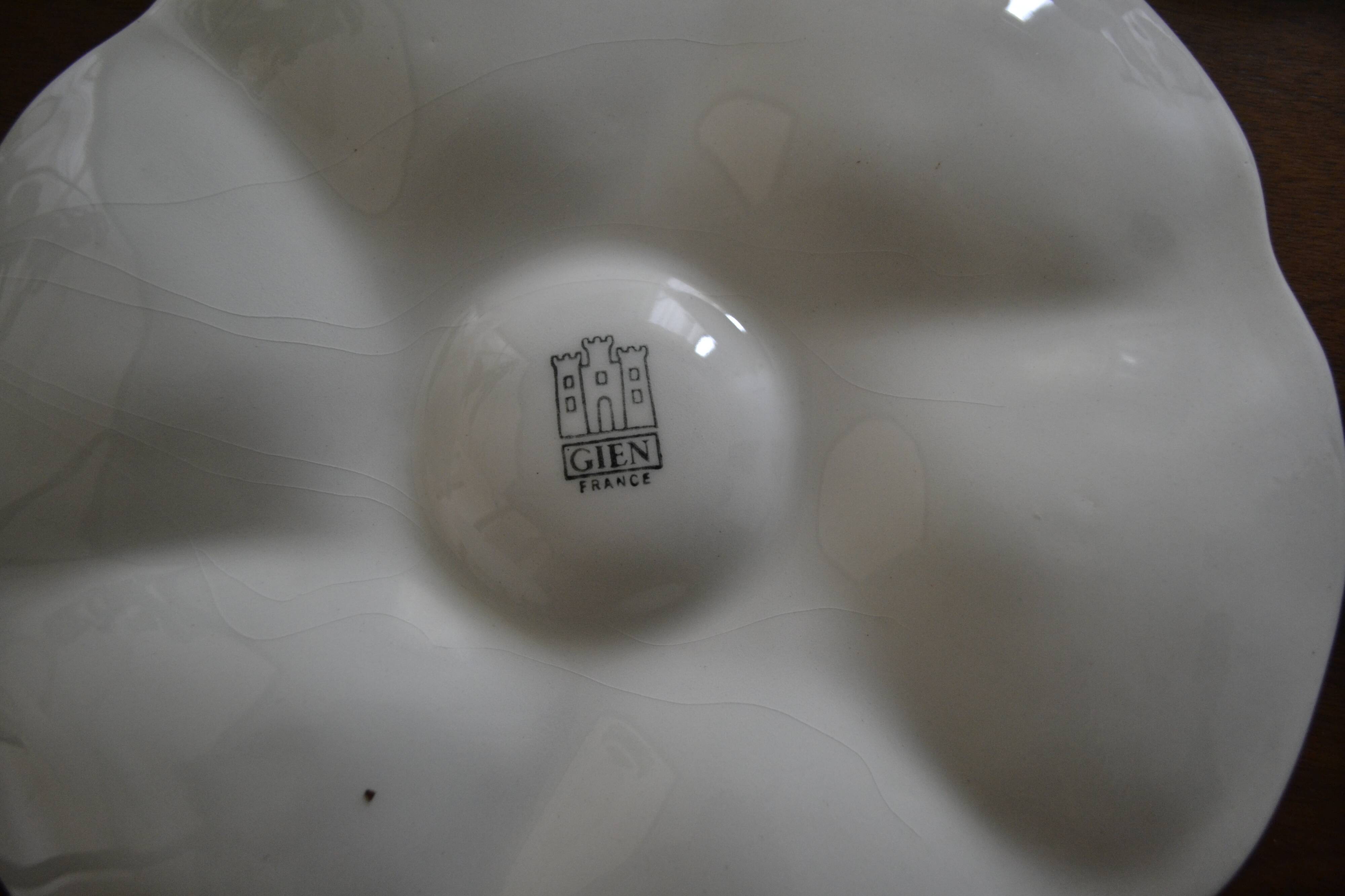 Set of 3 Gien oyster plates