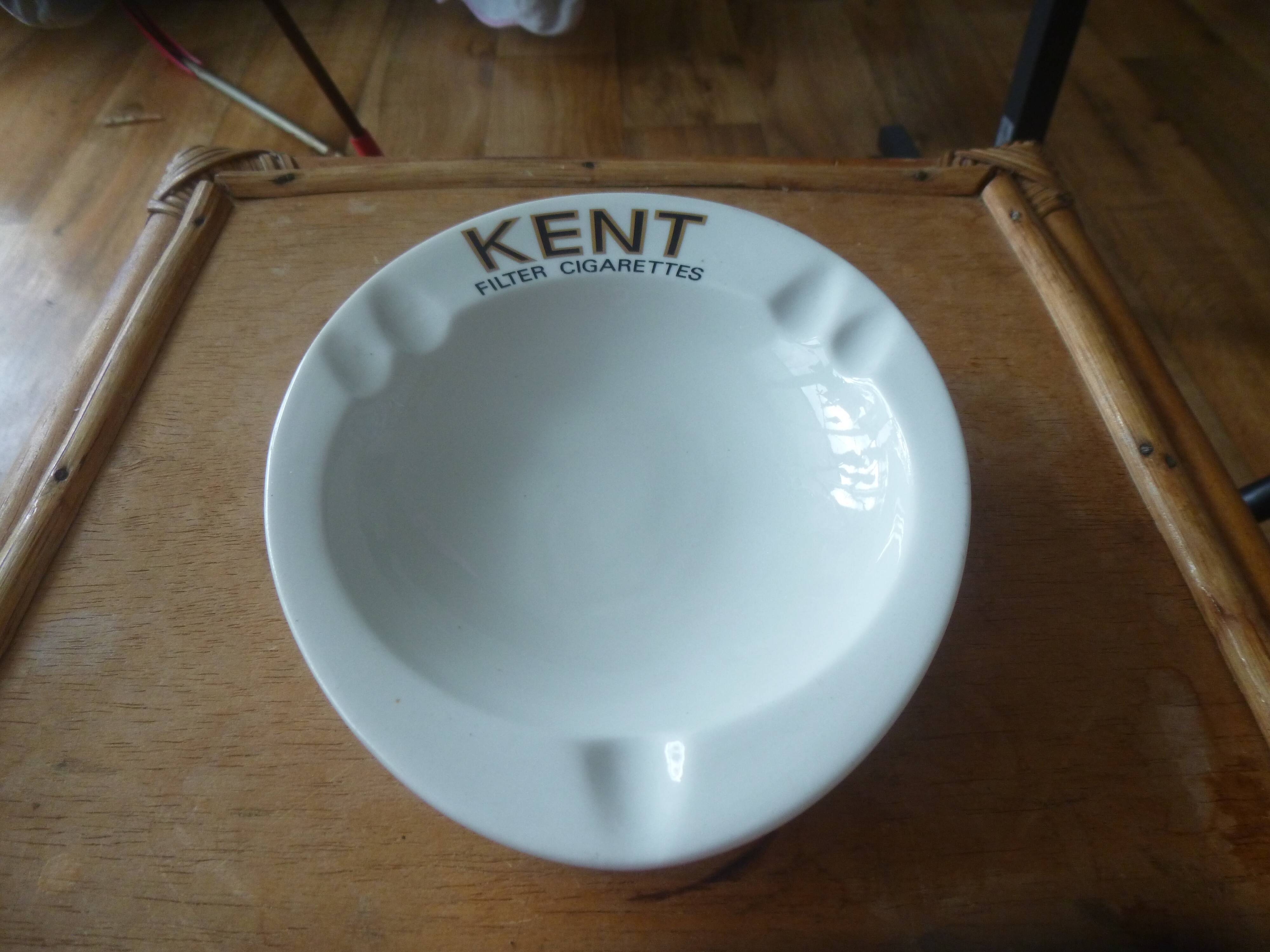 Cendrier publicitaire Kent par Villeroy & Boch