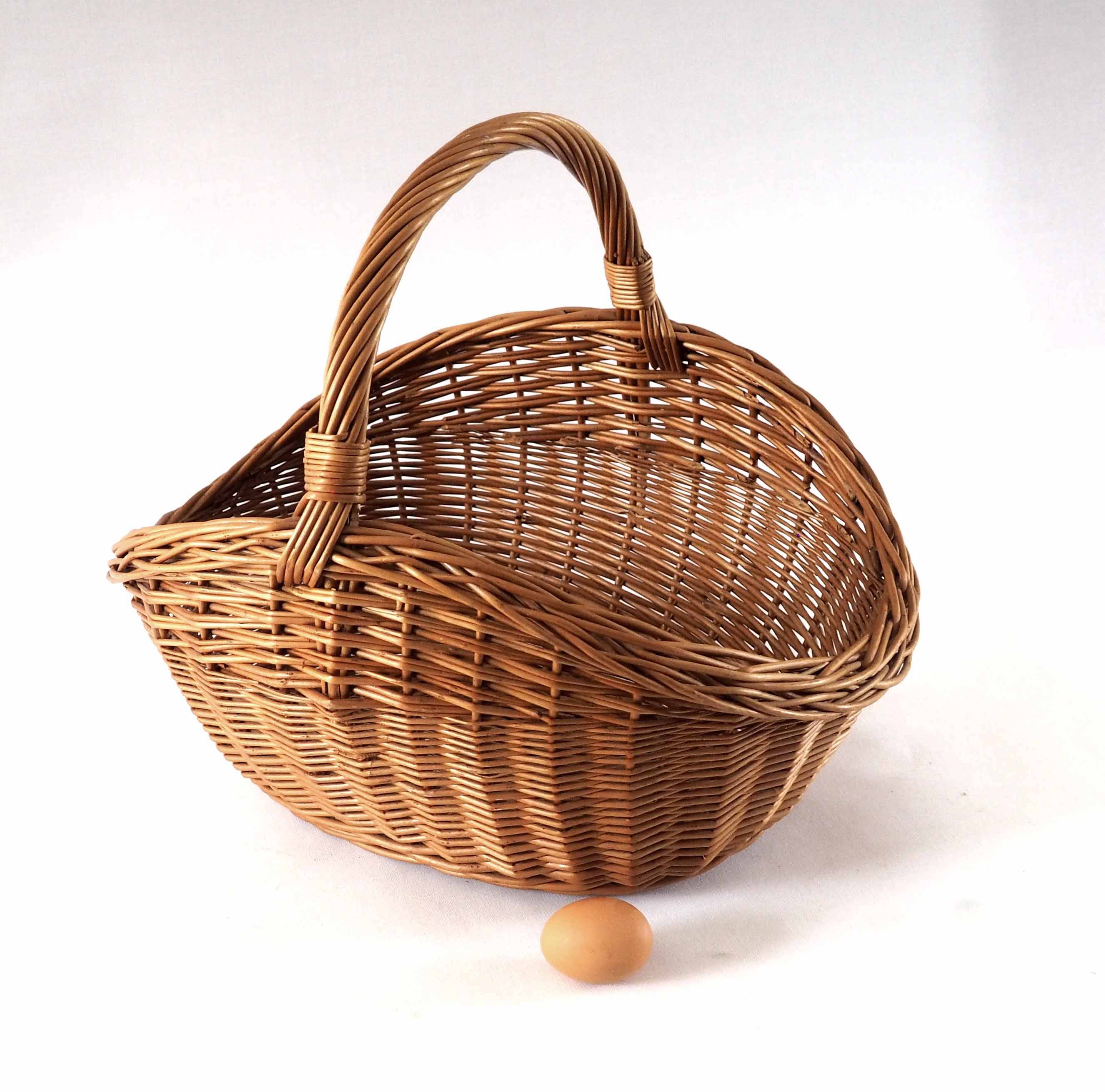 Caramel rattan basket