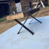 Table basse en bois massif et pied en fer forgé