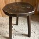 Paire de tabourets tripodes