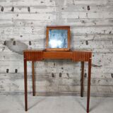 Wooden dressing table