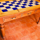 Kitchen table