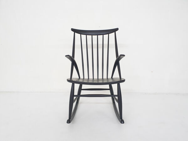 Rocking-chair en bois noir par Illum Wikkelso pour Niels Eilersen modèle IW3, Danemark 1958