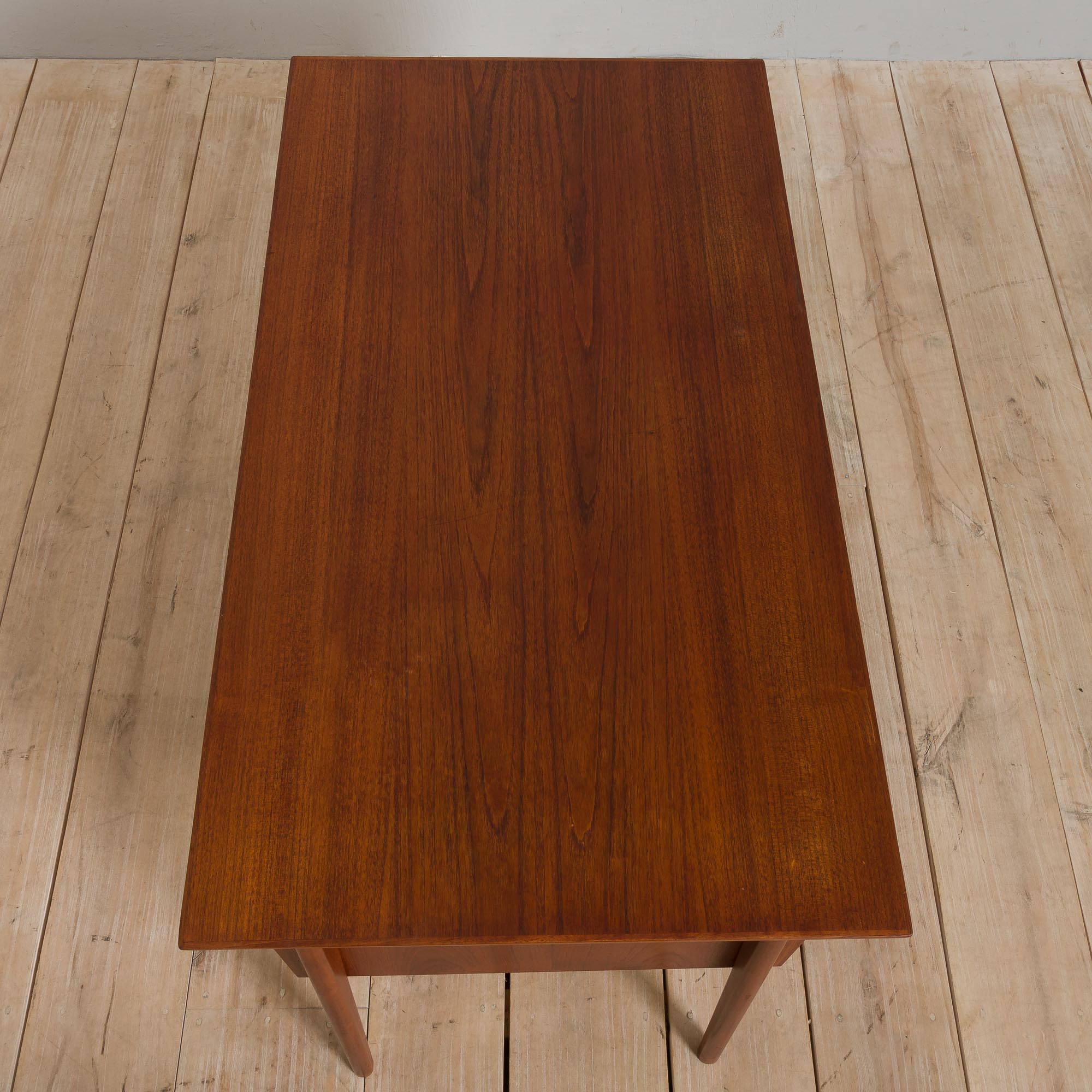 Danish mid century modern teak desk in teak with 4 drawers, 1960s