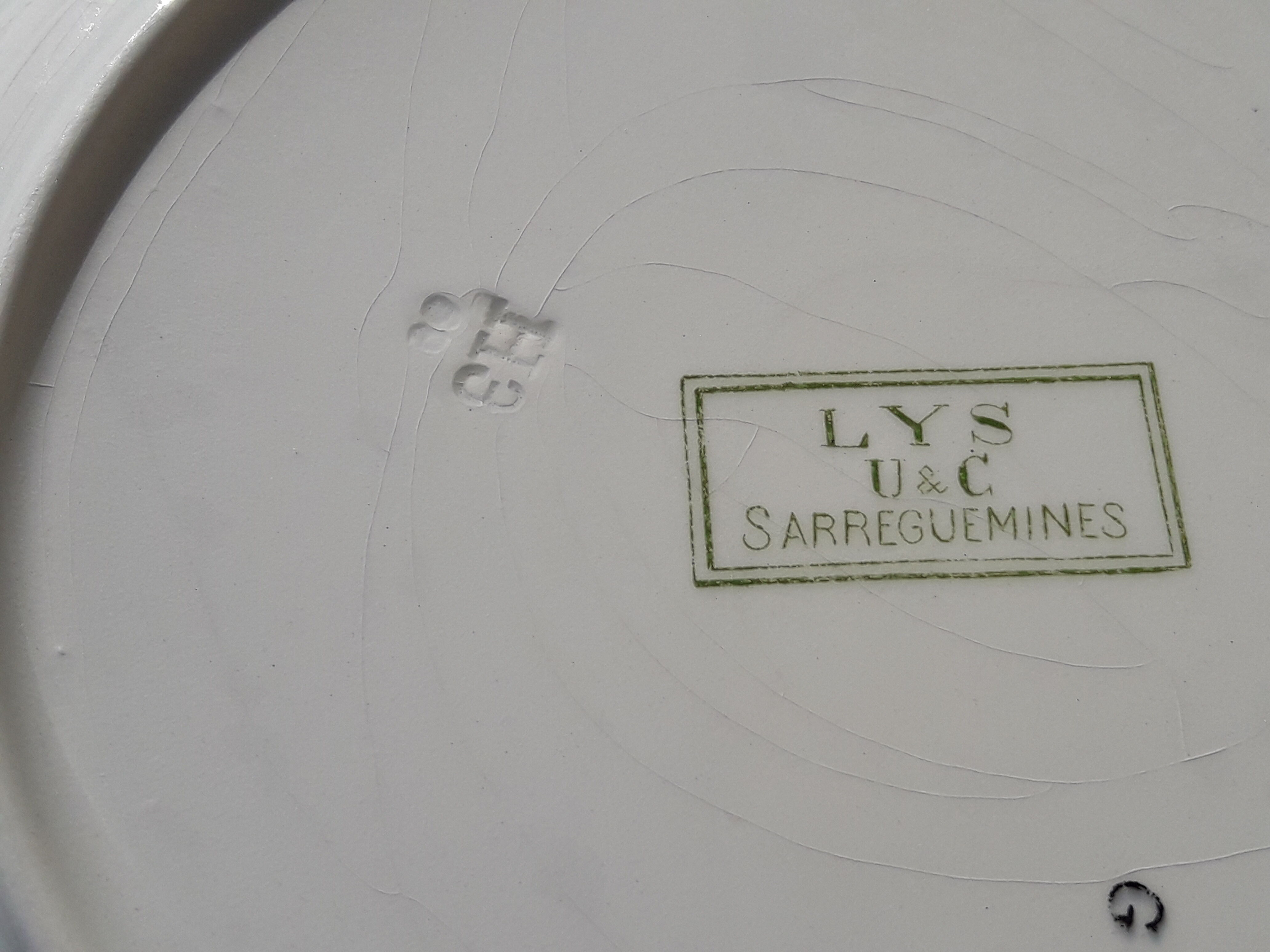 4 plates of earthenware of Sarreguemines
