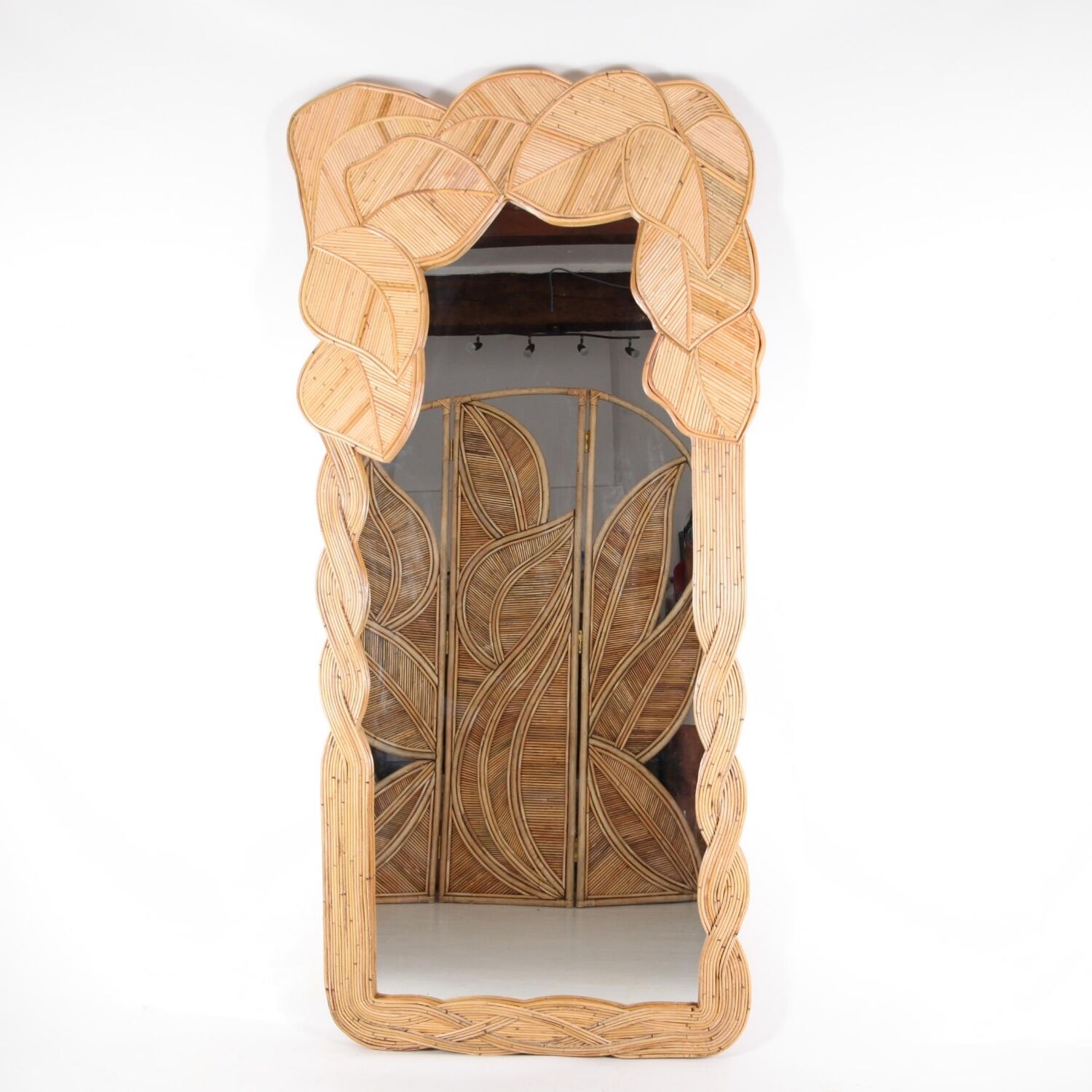 Large rattan leaf pattern mirror