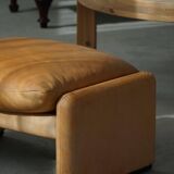 Maralunga ottoman in leather, Vico Magistretti for Cassina, Italian modern, 1973