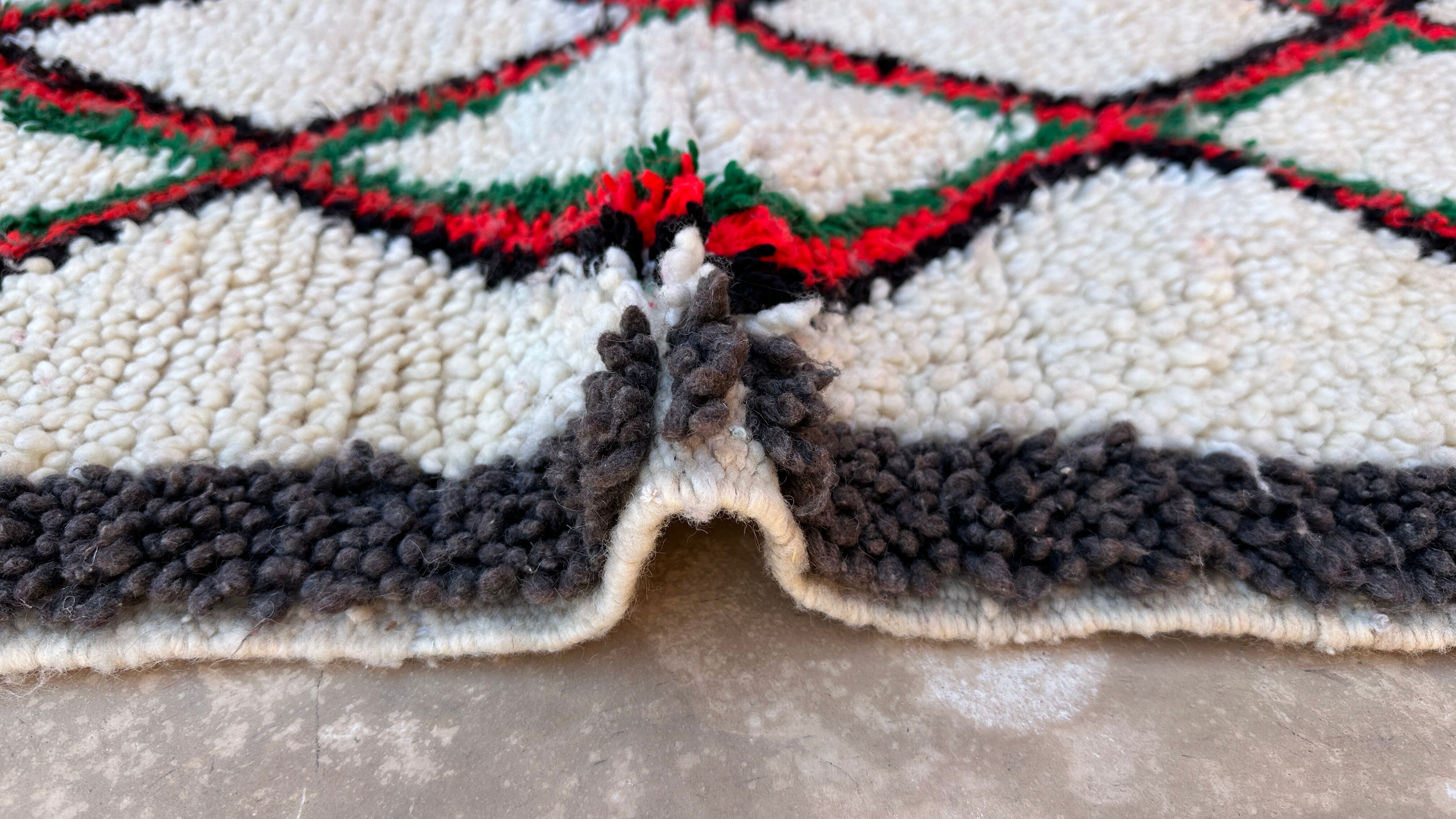 Moroccan rug - 205 x 304 cm