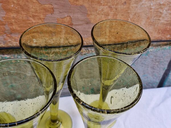 Biot 6 Flutes vintages à champagne ( cocktail ou vin )Verre soufflé, Bullé