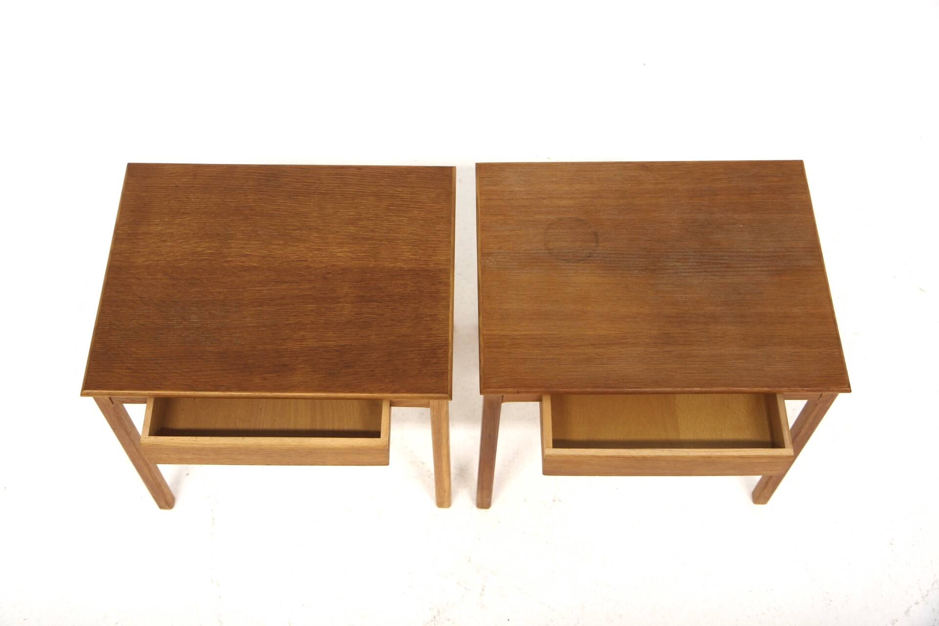 Set de 2 de tables de chevet en chêne, Suède, 1960