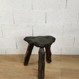 Tabouret tripode brutaliste
