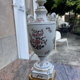 Important Paris porcelain lamp base