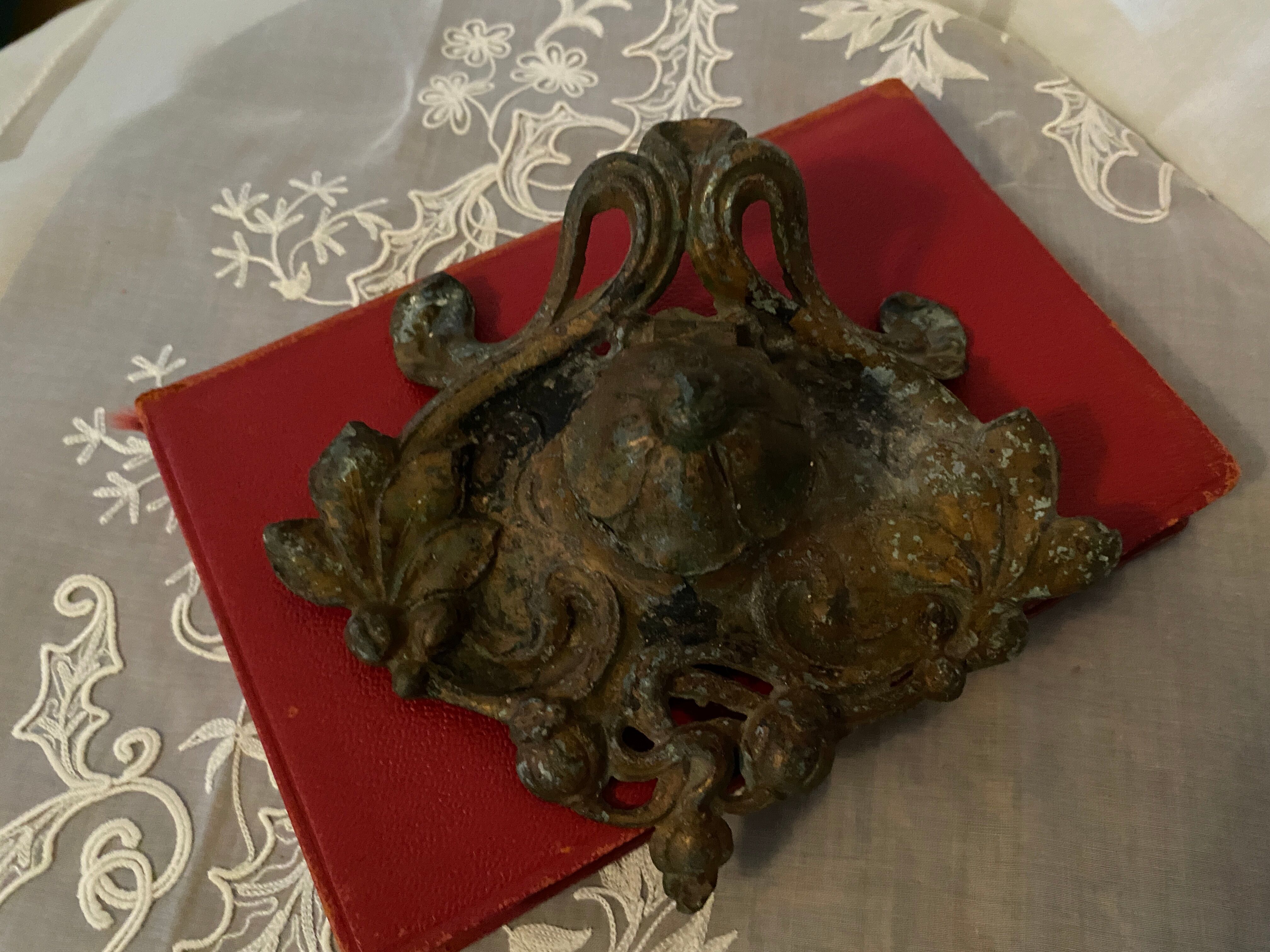 Old ink metal "Art Nouveau"