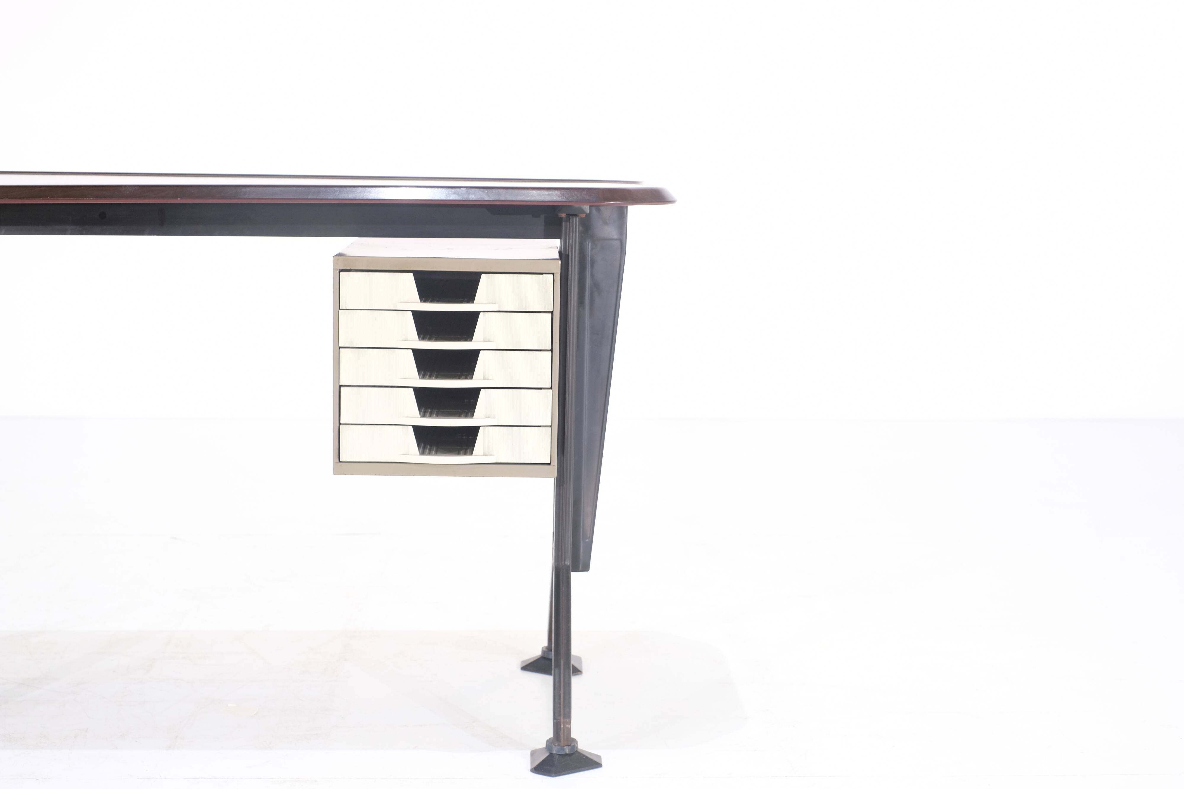 Small Arco desk by BBPR for Olivetti Synthesis - 1960s