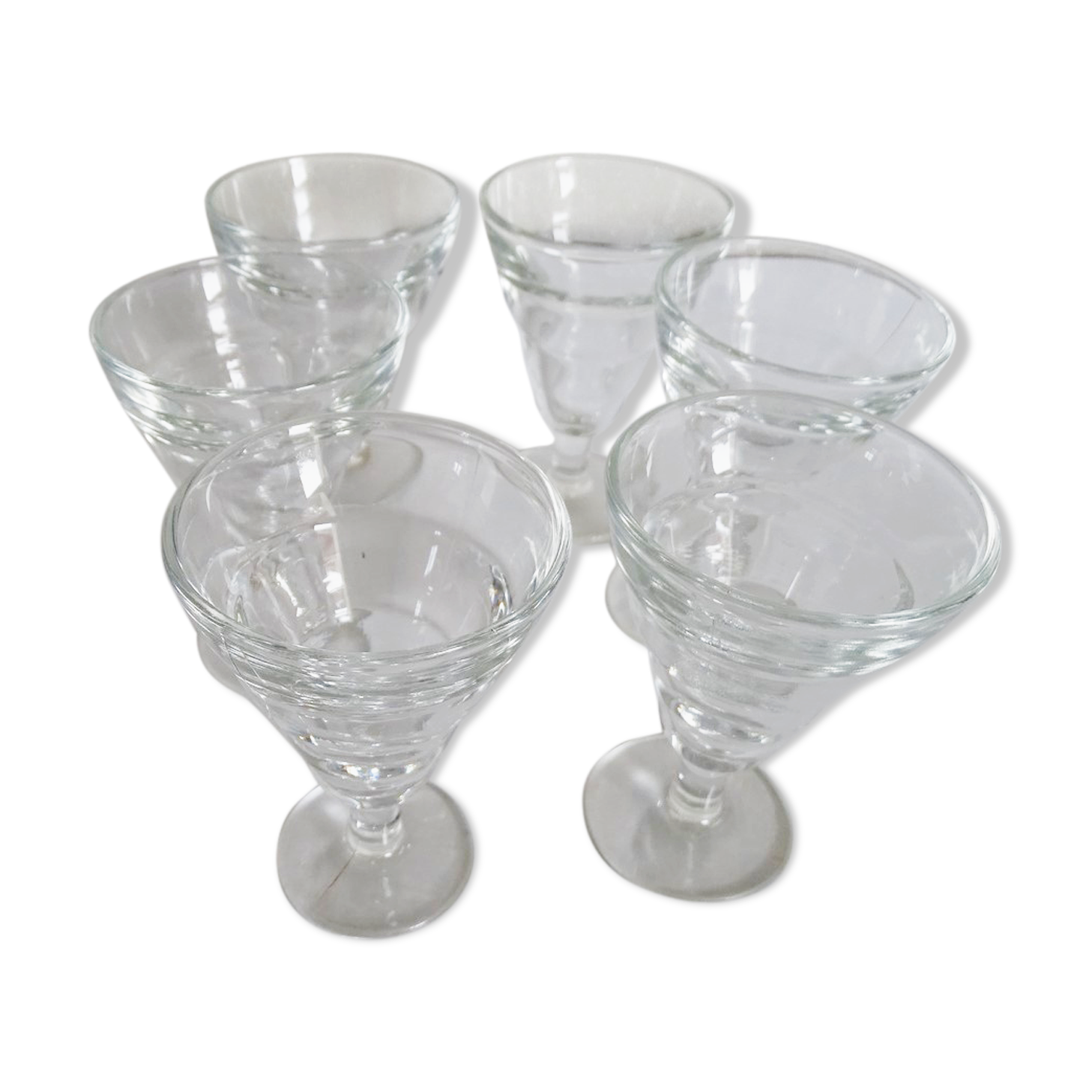 6 old glass of bistro