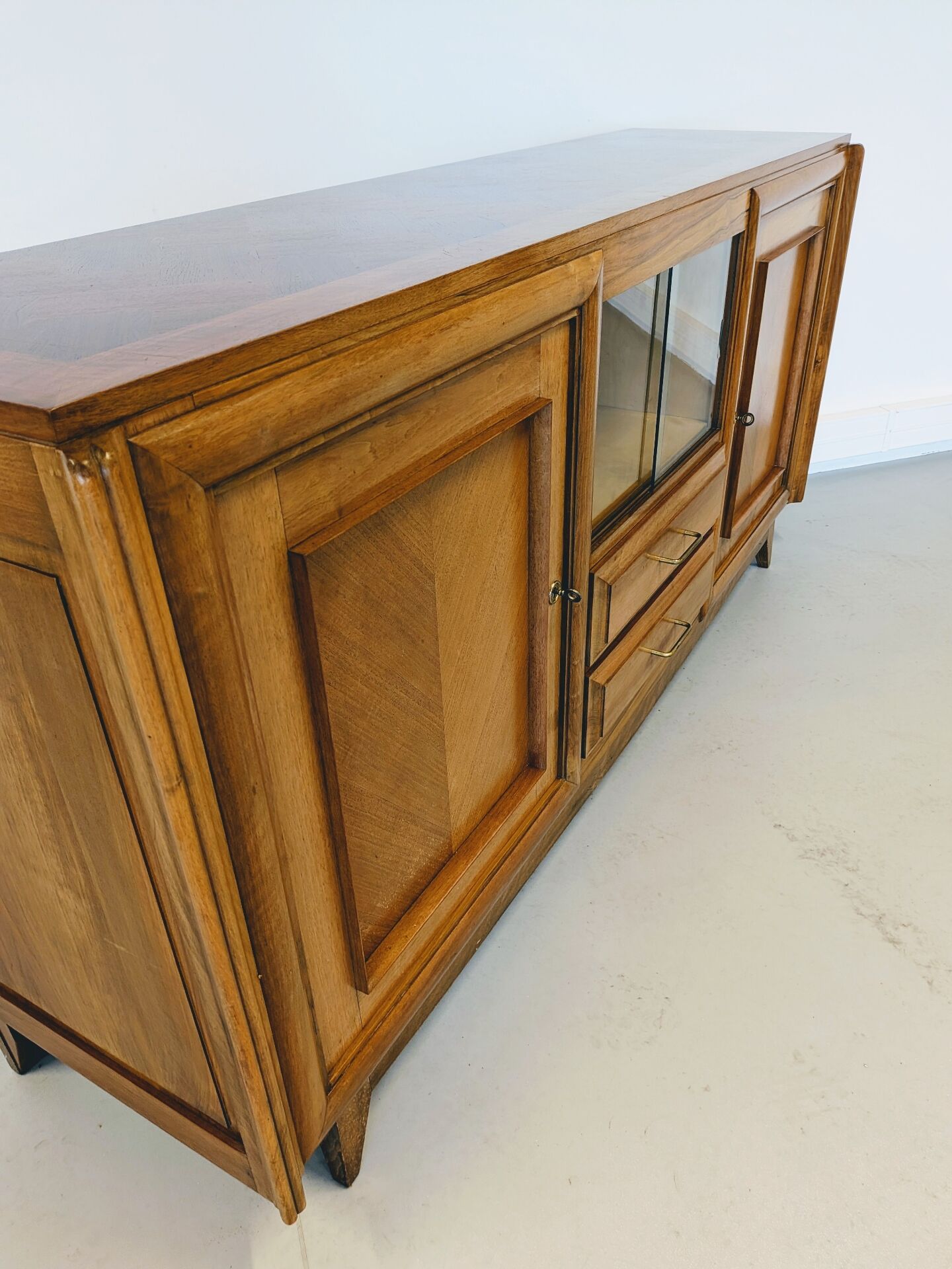 Vintage wooden sideboard / buffet cabinet