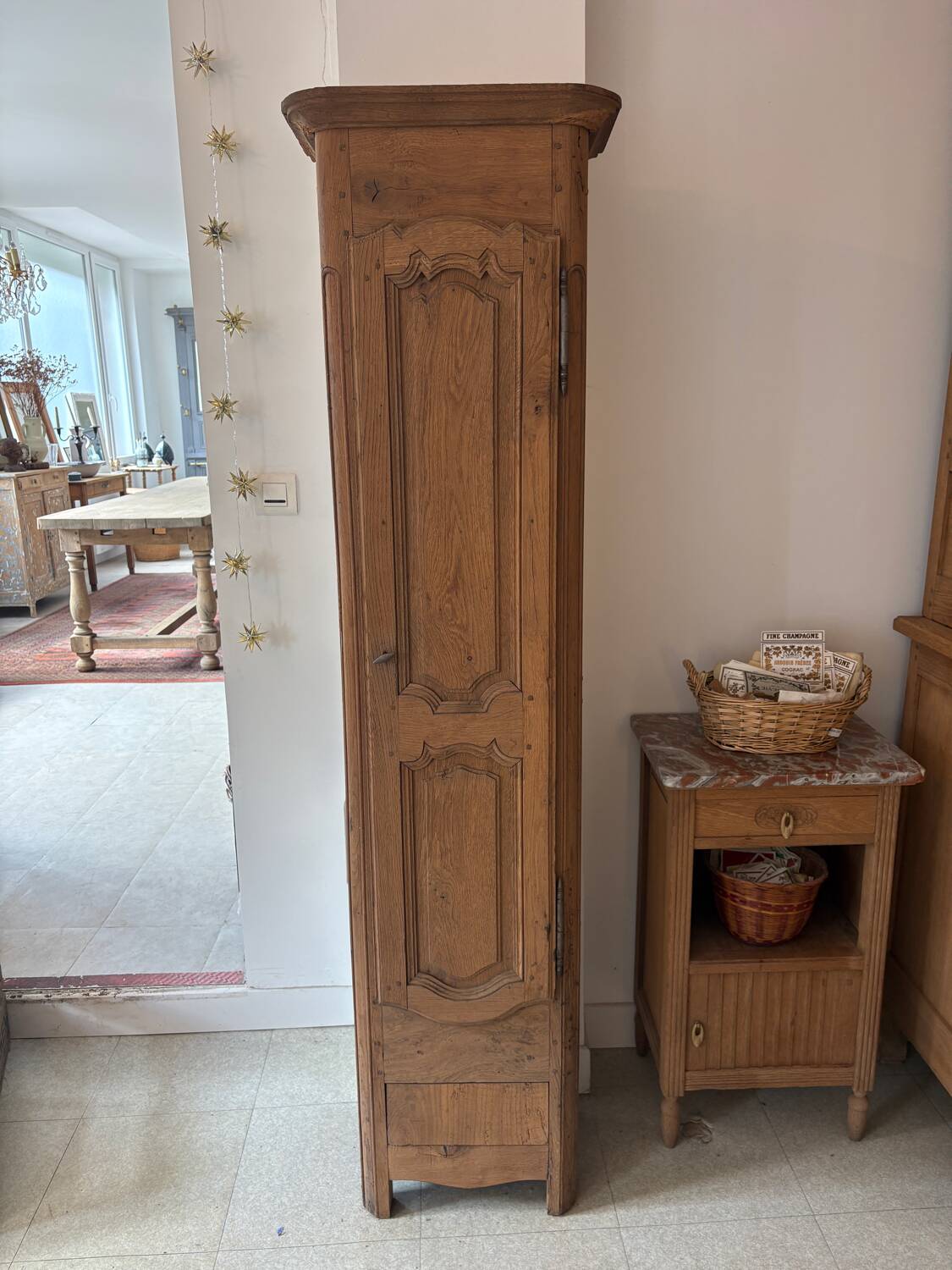 Aero-blasted entrance furniture