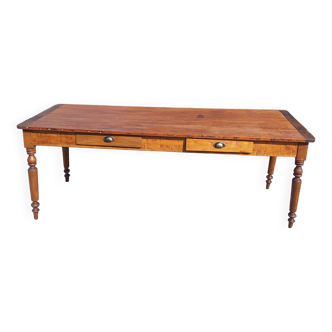 Farmhouse table