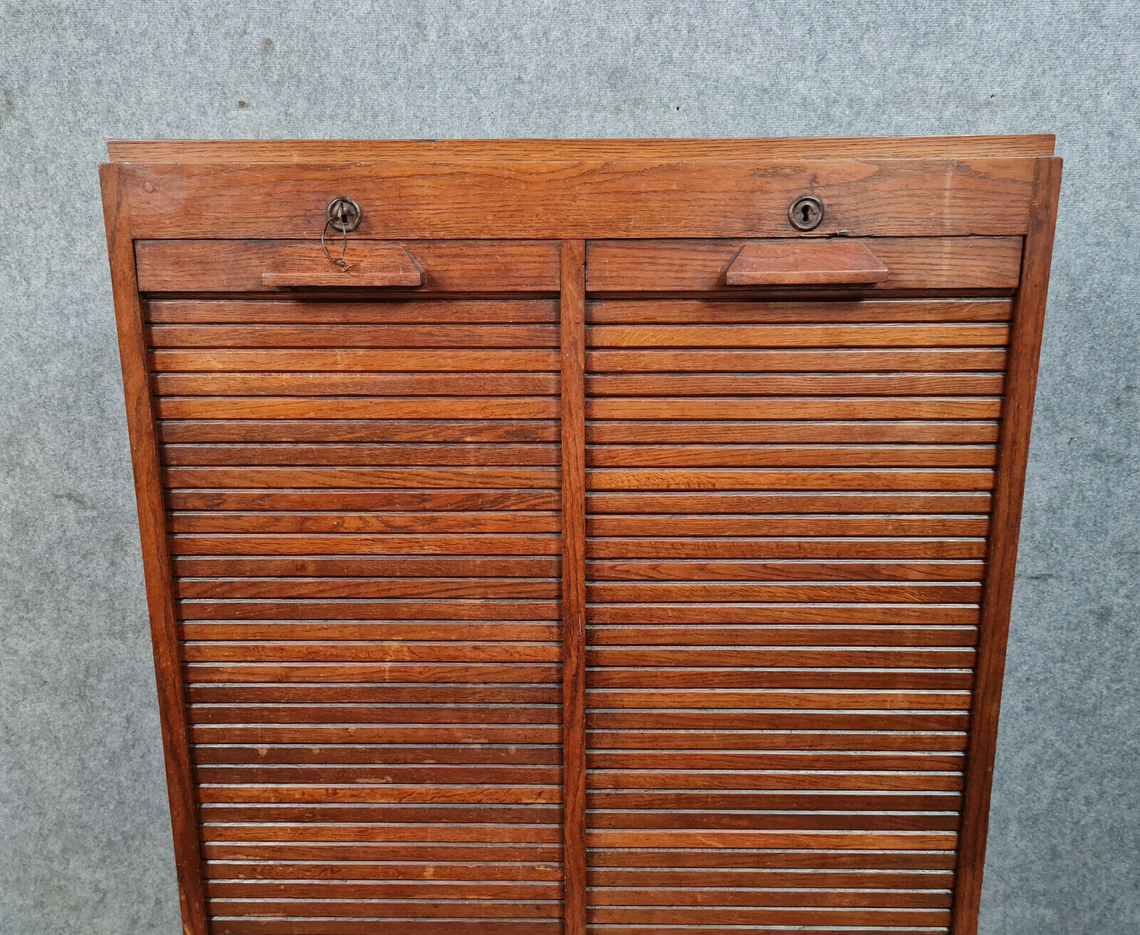 Solid oak curtain binder with honey patina