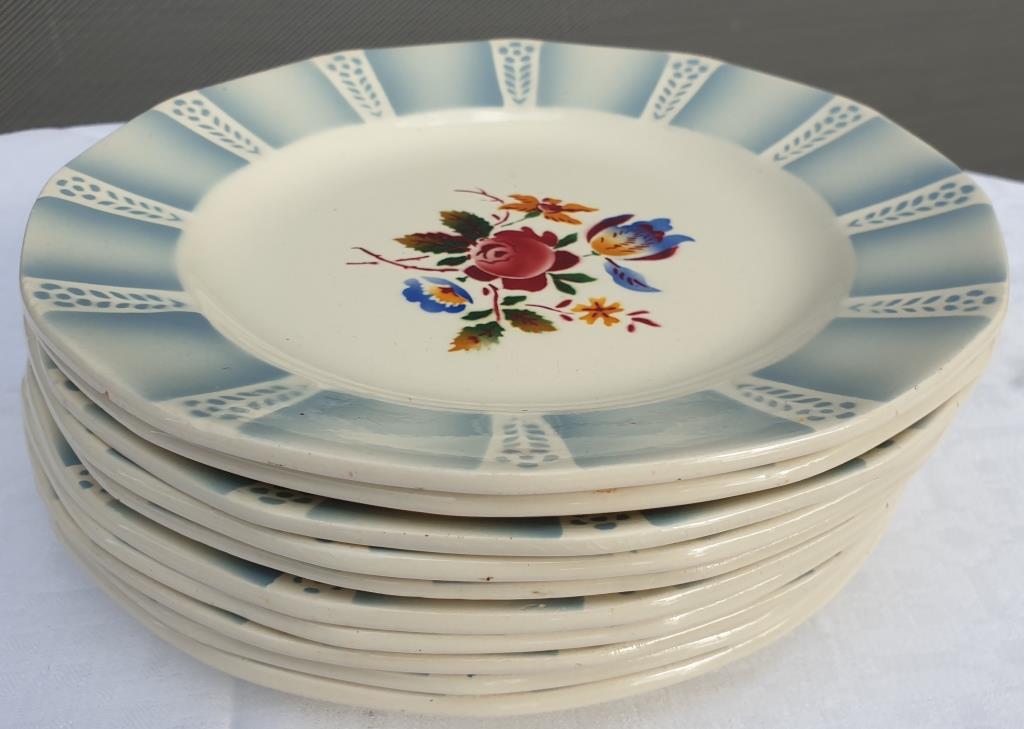 Set 10 plates Claude de Sarreguemines 1930