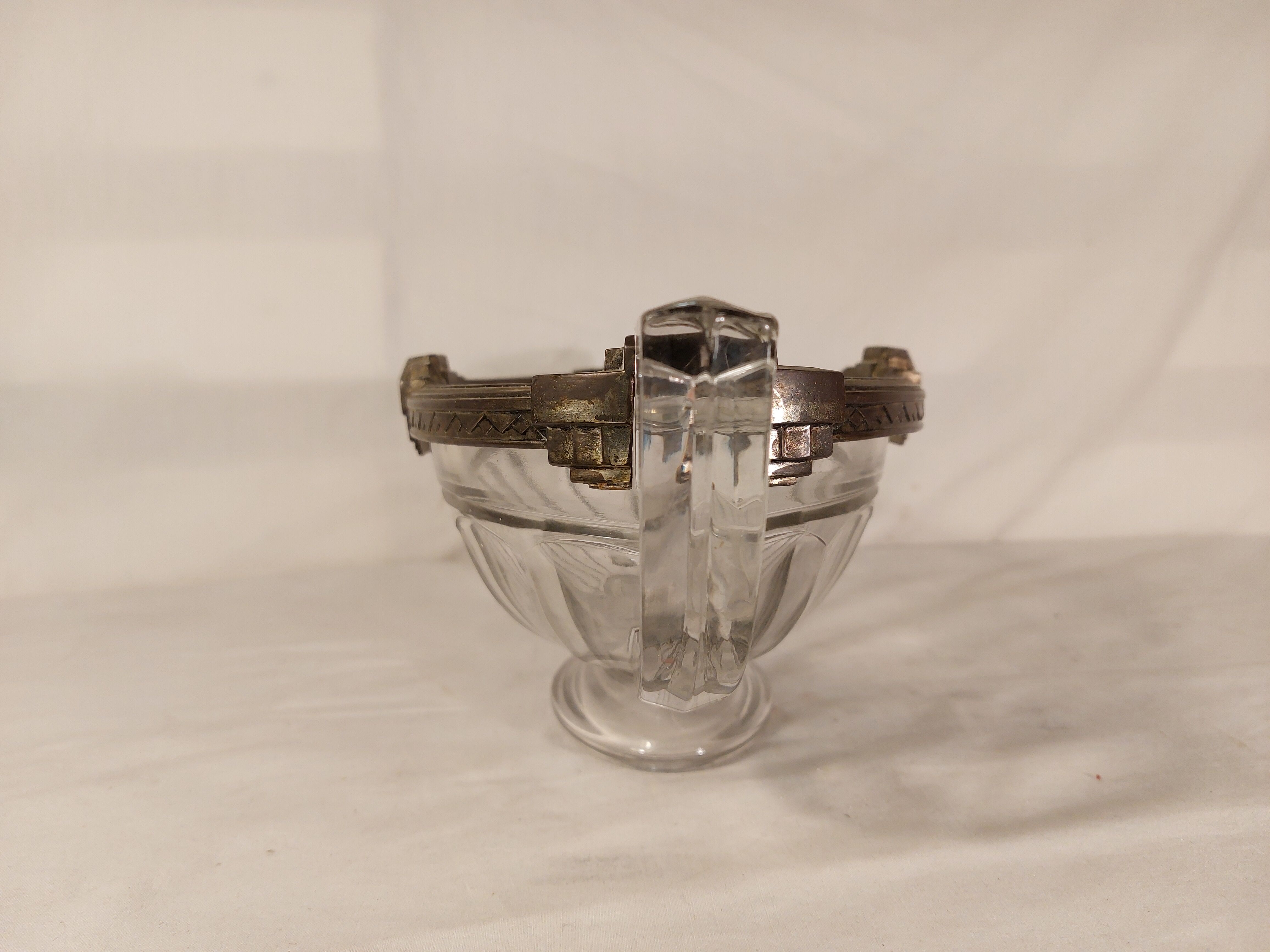 Oval cup with Art Deco handles "Noémie" - Cristal Val St Lambert Belgium