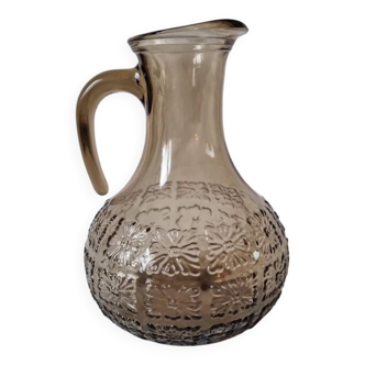 High carafe or smoked wine glass