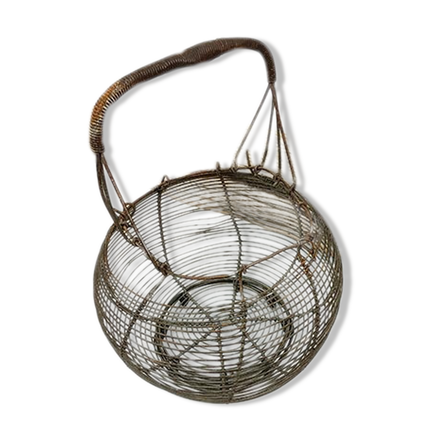 Wire salad spinner basket