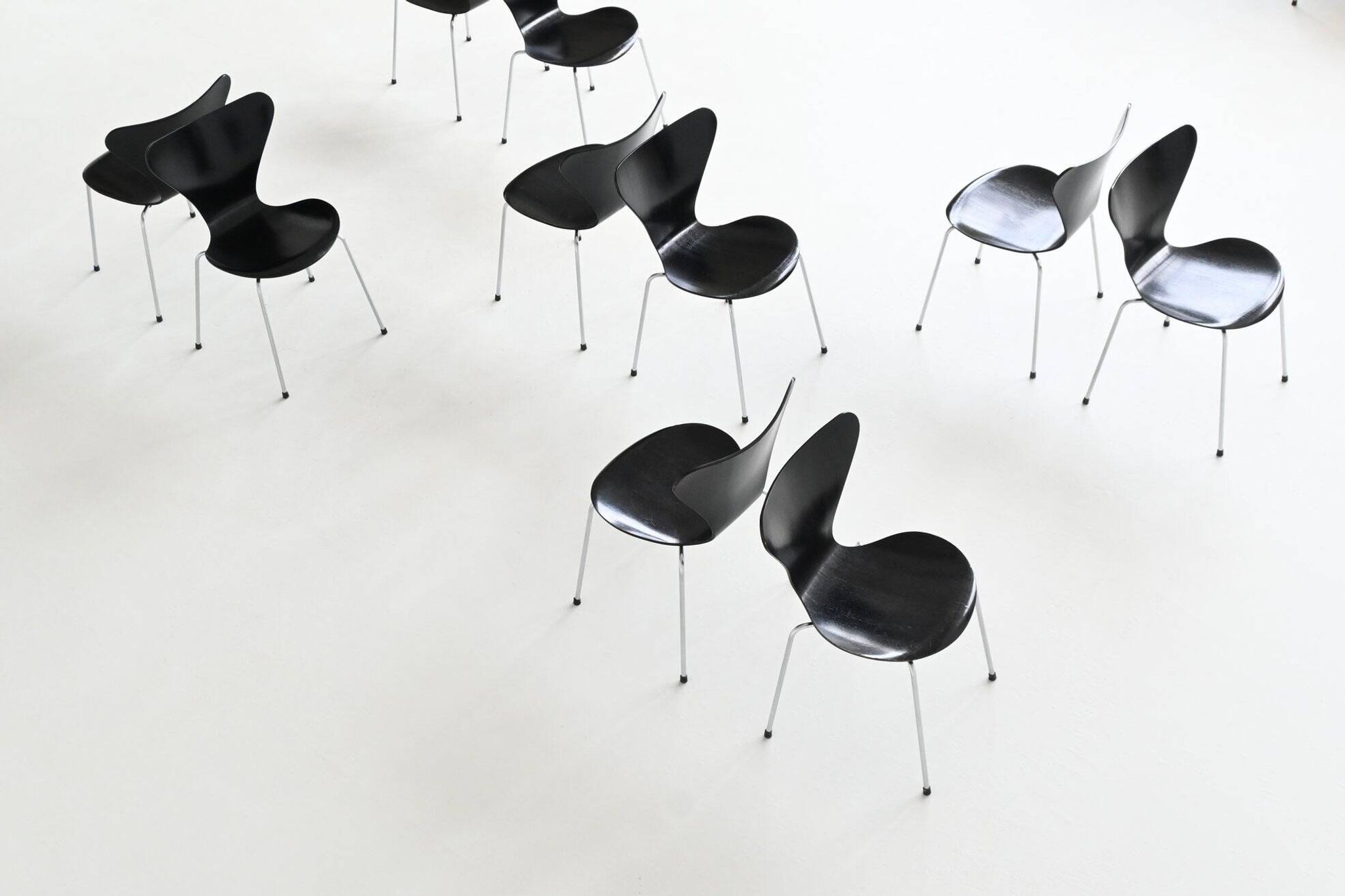 Chaises de salle à manger 'Butterfly' Arne Jacobsen 3107 Fritz Hansen Danemark 1967