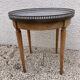 Bouillotte table
