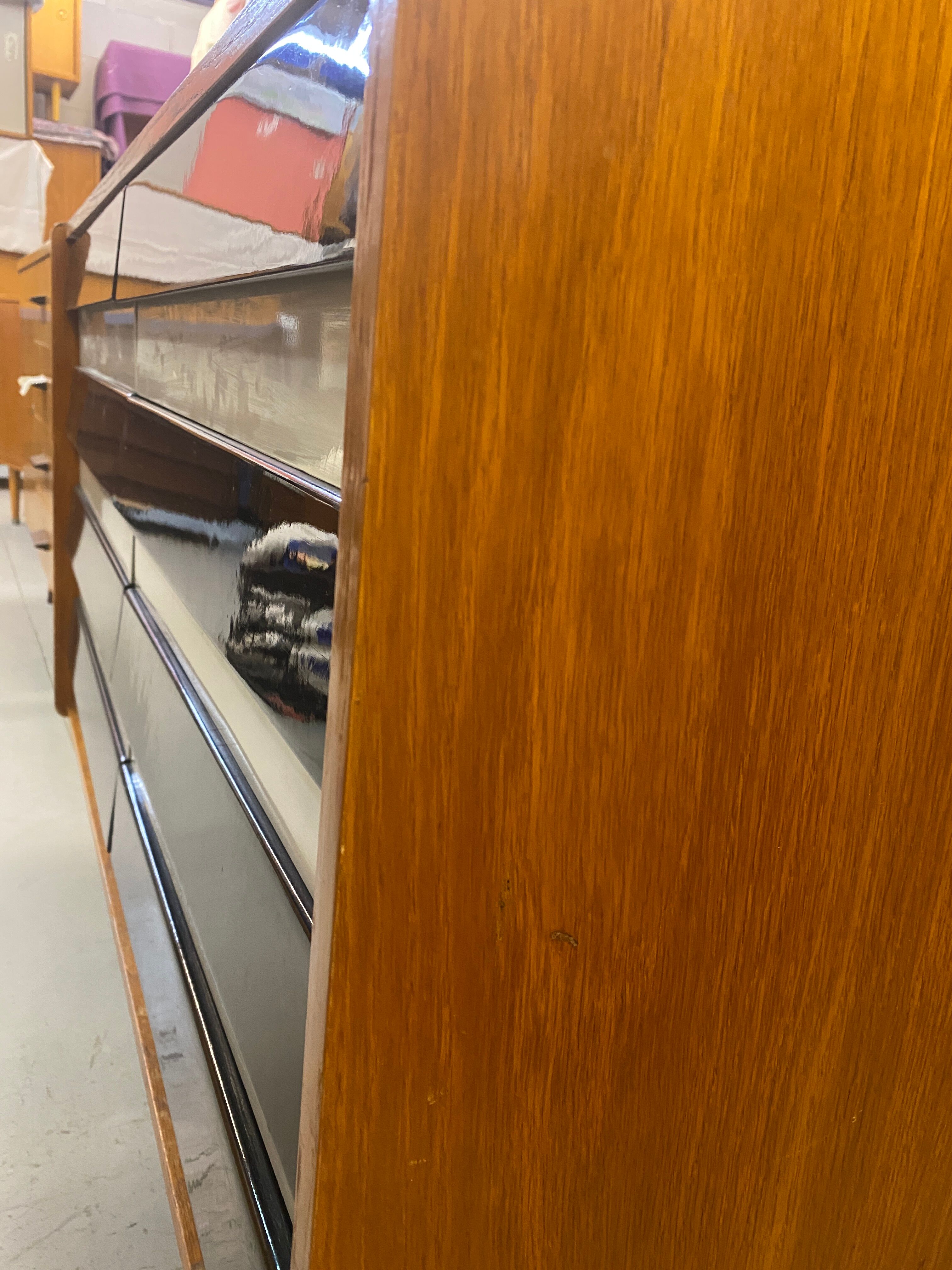Dresser by Jiri Jiroutek, U-453 model dating from the 1960s