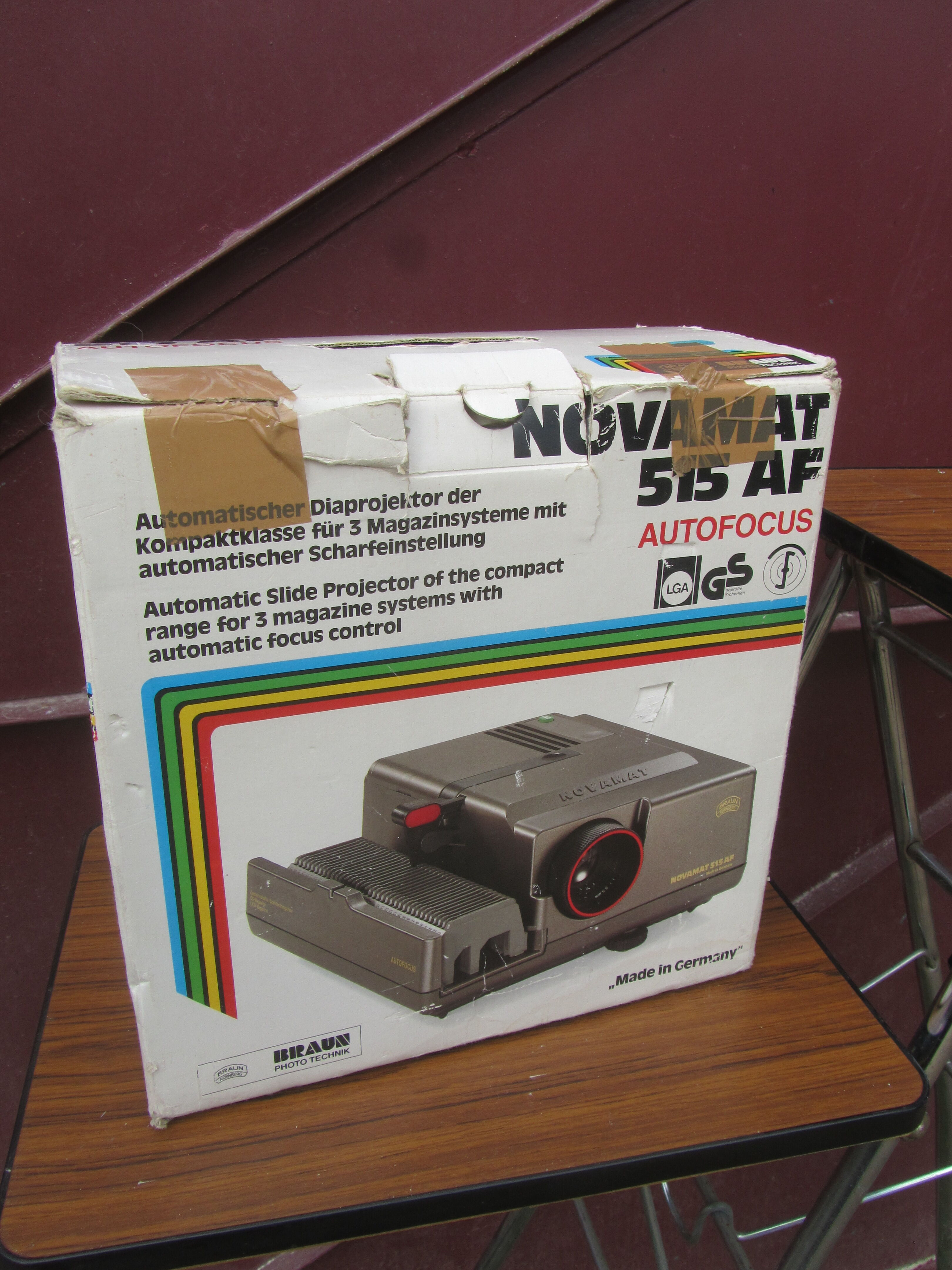 Braun Novamat 515 AF slide projector Selency