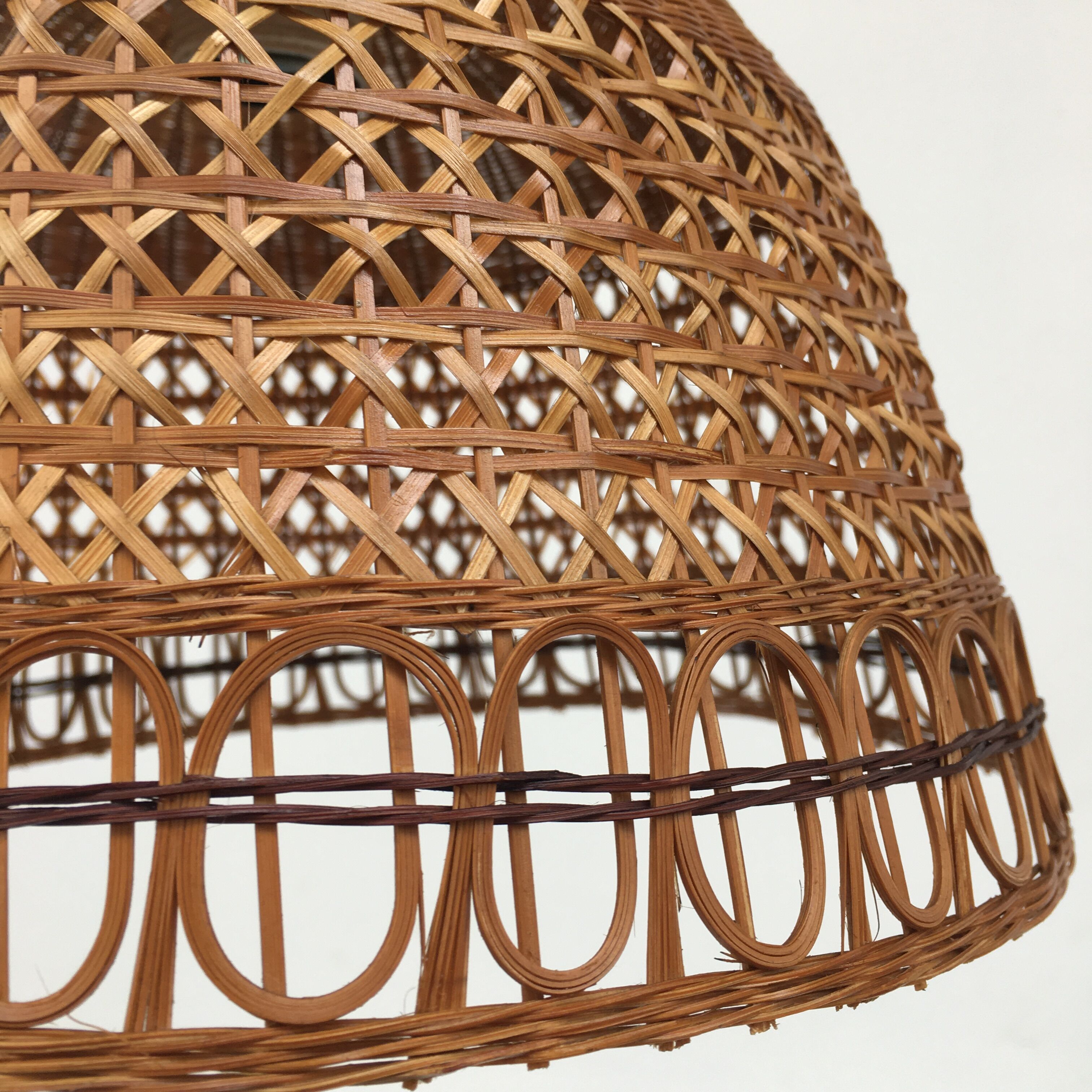 Braided rattan suspension
