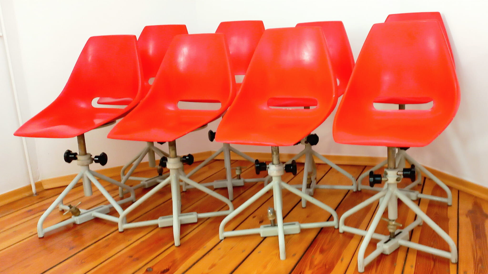 Swivel chair proj. M. Navratil for Vertex, Czechoslovakia 60"